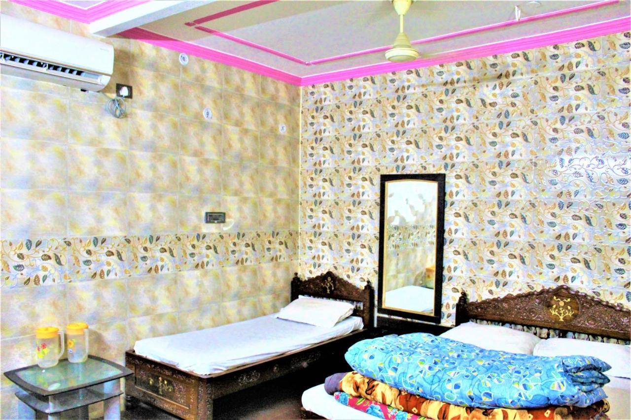 Central Guest House , Walk In Dargah & Markaz Νέο Δελχί Εξωτερικό φωτογραφία